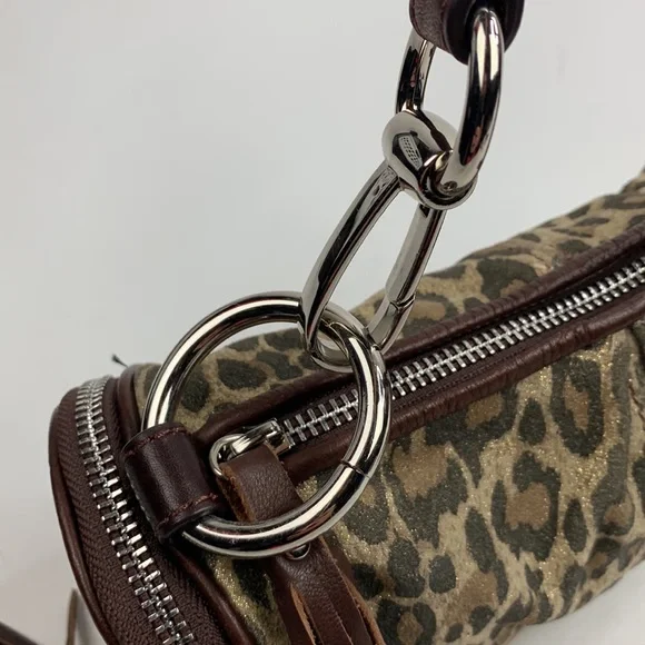 B Makowsky Leopard Print leather trim Fringe tassel Barrel bag Zip Crossbody - Picture 8 of 16